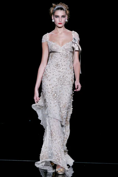 Look 30